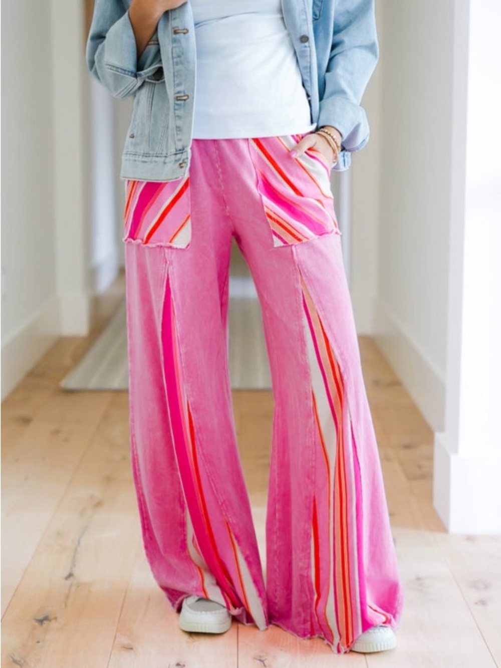 Vibrant Pink Wide-Leg Pants w/ Striped Inset Pockets S/M/L